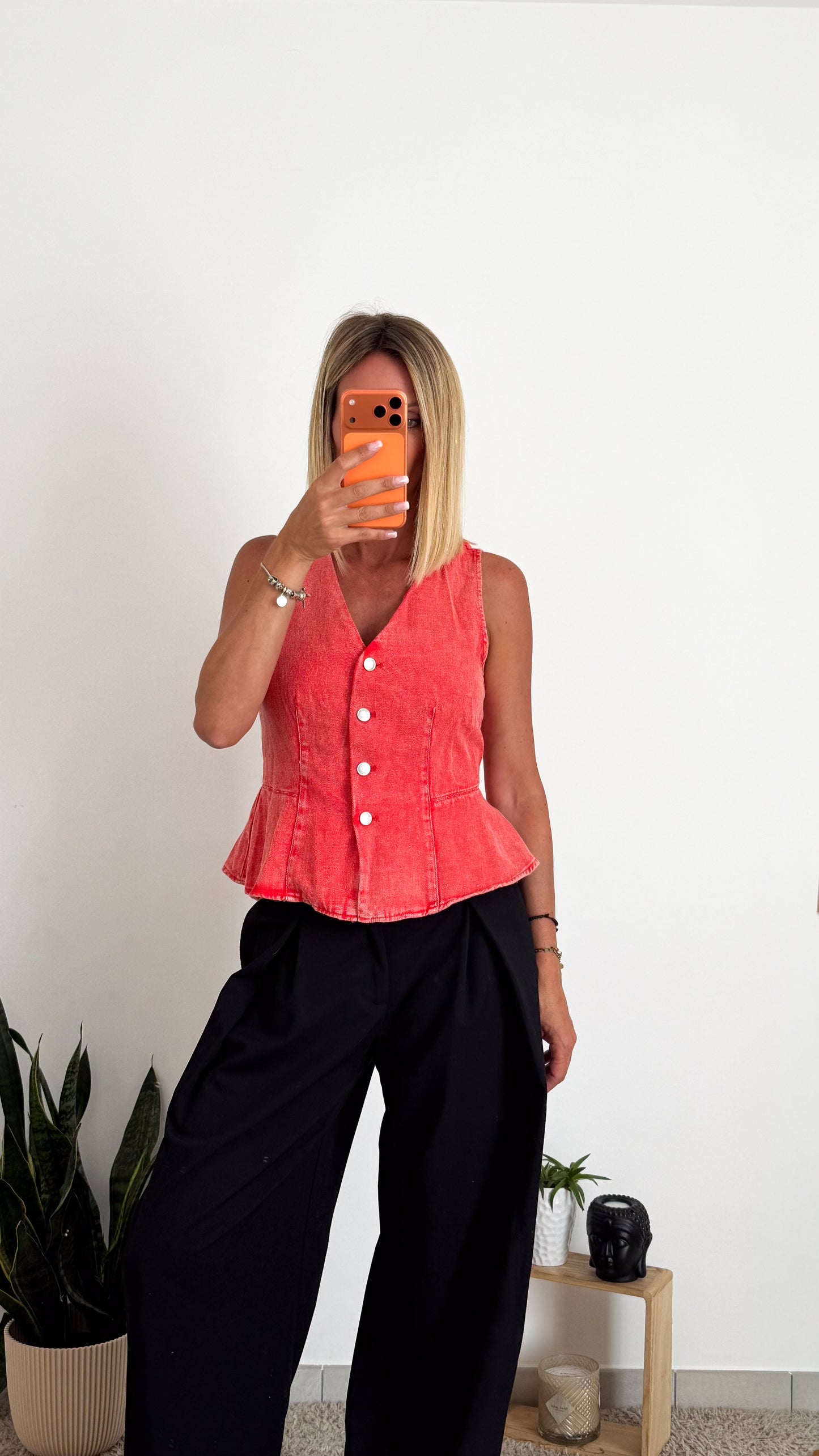 TOP LOUANA